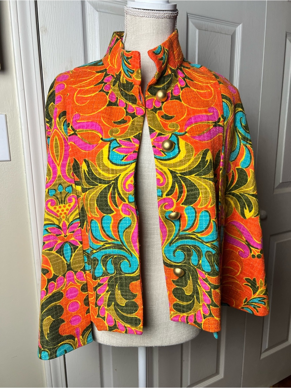 JB by Julia Brown NYC cape tapestry boho statement jacket size S